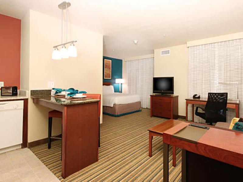 Residence Inn By Marriott Tucson Williams Centre Bagian luar foto